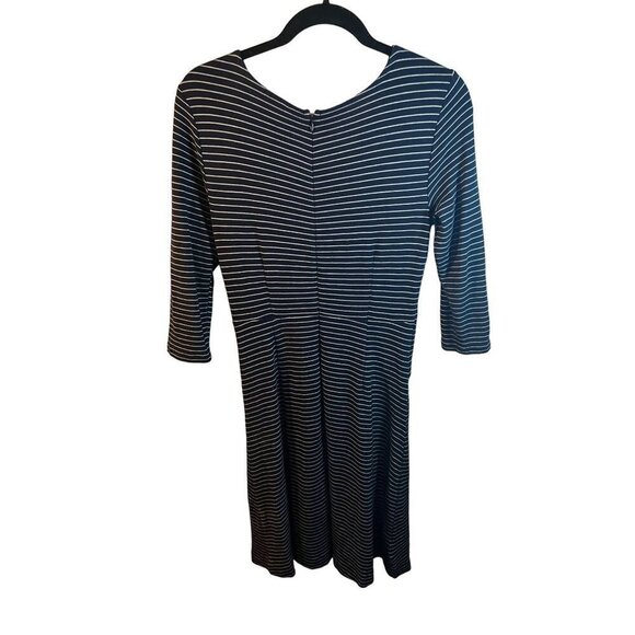 Ann Taylor blue/white stripped dress size 6 - Picture 3 of 3
